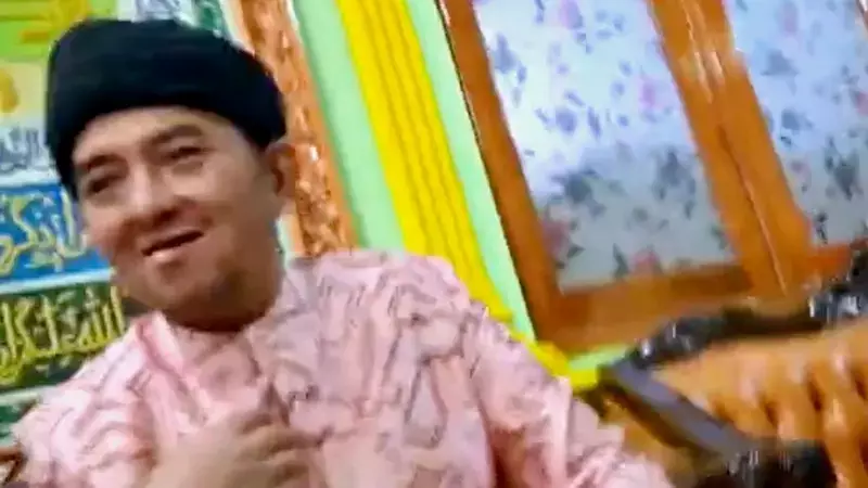 Anak kiai Jombang yang dihukum penjara, diam-diam bebas lebih awal, temuan BBC