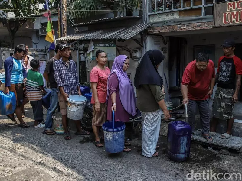 13 Persen Warga Jakarta Belum Pakai Air PAM, Ini Alasannya
