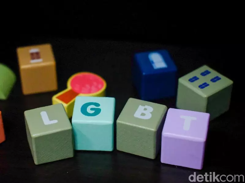 2 Pria di Bogor Raup Belasan Juta dari Konten Mesum A Day in My Life