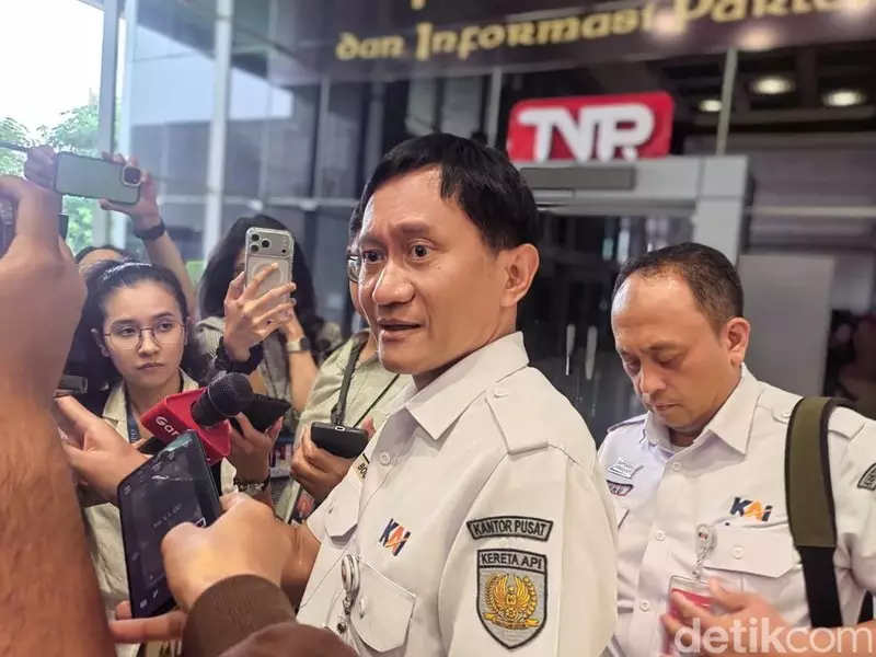 7 Trainset KRL Buatan INKA Ditarik dari Operasi, Ada Apa?