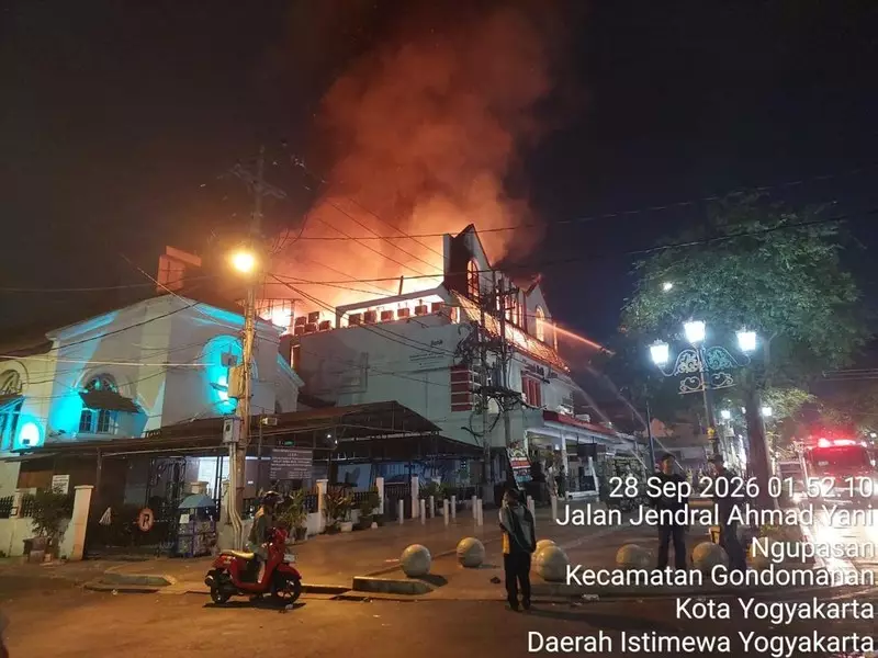 Aduh! Toko Batik di Malioboro Terbakar