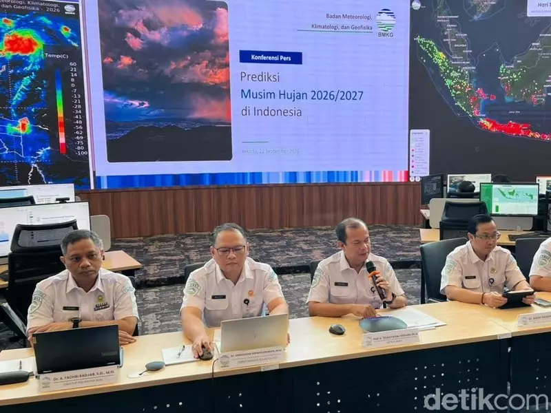 BMKG: Musim Hujan di Indonesia Diprediksi Mulai November 2026