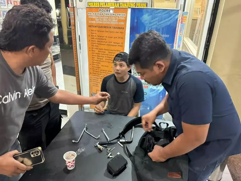 Curi 12 Aki Truk di Tanjung Priok, Seorang Mekanik Ditangkap Polisi