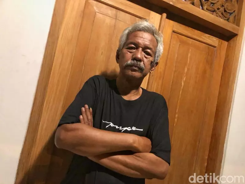 Den Baguse Ngarso Meninggal Dunia, Netizen Berduka