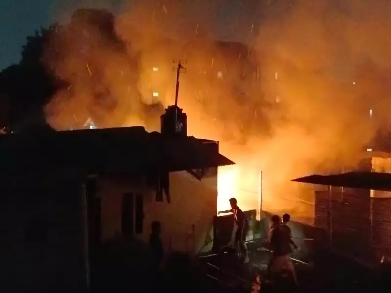 Dipicu Korsleting, 2 Rumah Hangus Terbakar di Bogor