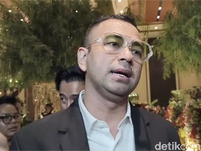 Doa Raffi Ahmad Untuk Rencana Pernikahan Andre Taulany dan Amanda Rigby