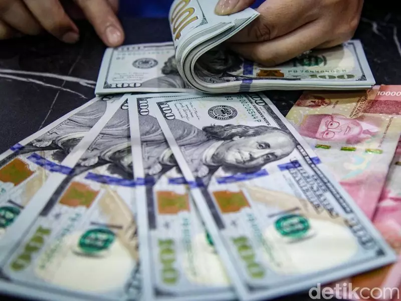 Dolar AS Masih Betah di Level Rp 17.700