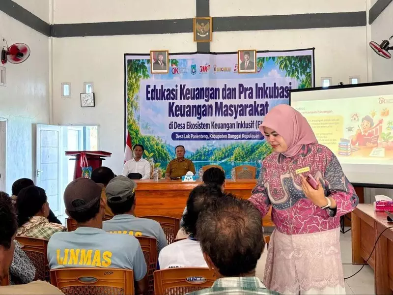 Duta Literasi Keuangan OJK Dorong Warga Banggai Kepulauan Bijak Kelola Uang