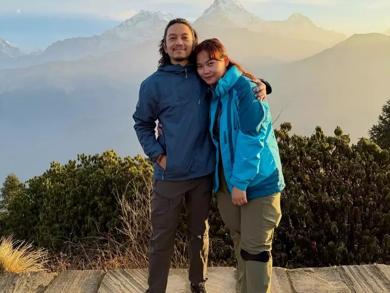 Fiersa Besari Pantau Istri di Annapurna Circuit, Kondisi Cuaca Buruk-Longsor