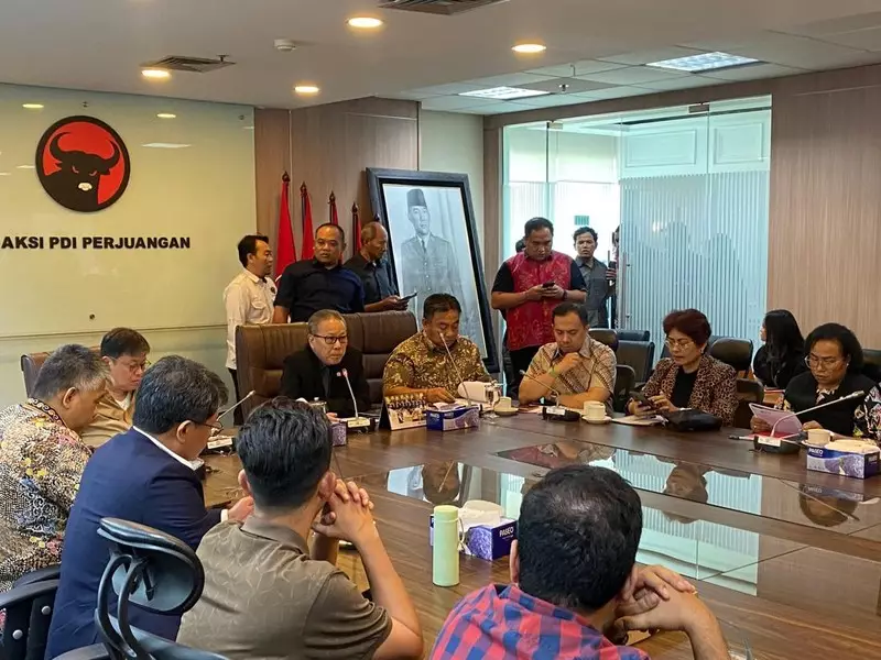 Fraksi PDIP Terima Audiensi WALHI-Petani, Dapat Aduan soal Masalah Ekologis