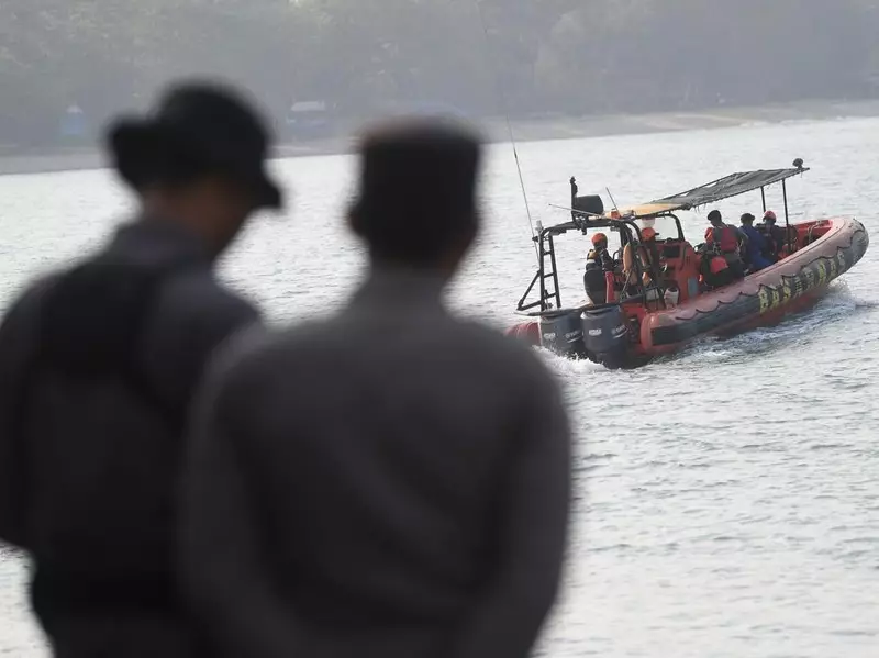 Hari Kesembilan, Tim SAR Kembali Cari 8 Orang Hilang di Selat Sunda