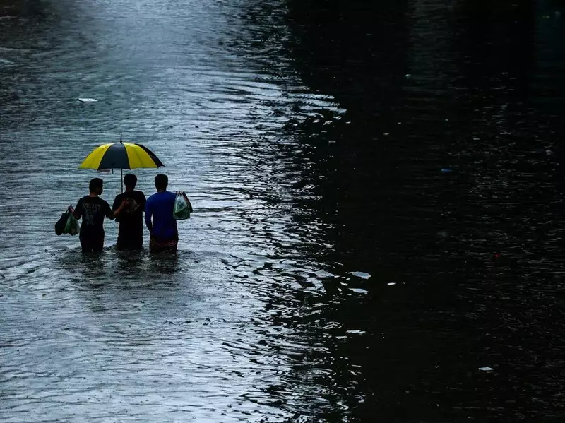 Hujan Deras Guyur Bangkok, Sejumlah Jalan Terendam Banjir