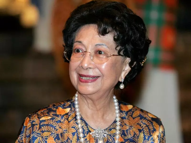 Istri Mahathir Mohamad Akan Dimakamkan di Makam Pahlawan Senin Sore