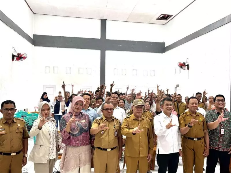 Jangkau Wilayah 3T, OJK Perkuat Literasi Keuangan Warga Banggai Kepulauan