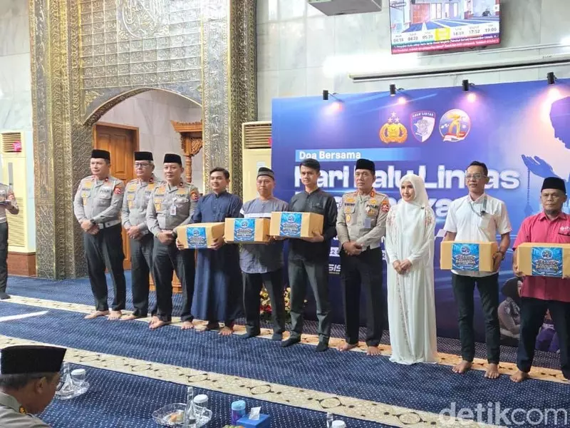 Jelang HUT ke-71 Lalu Lintas, Korlantas Gelar Doa Bersama dan Santuni Yatim Piatu