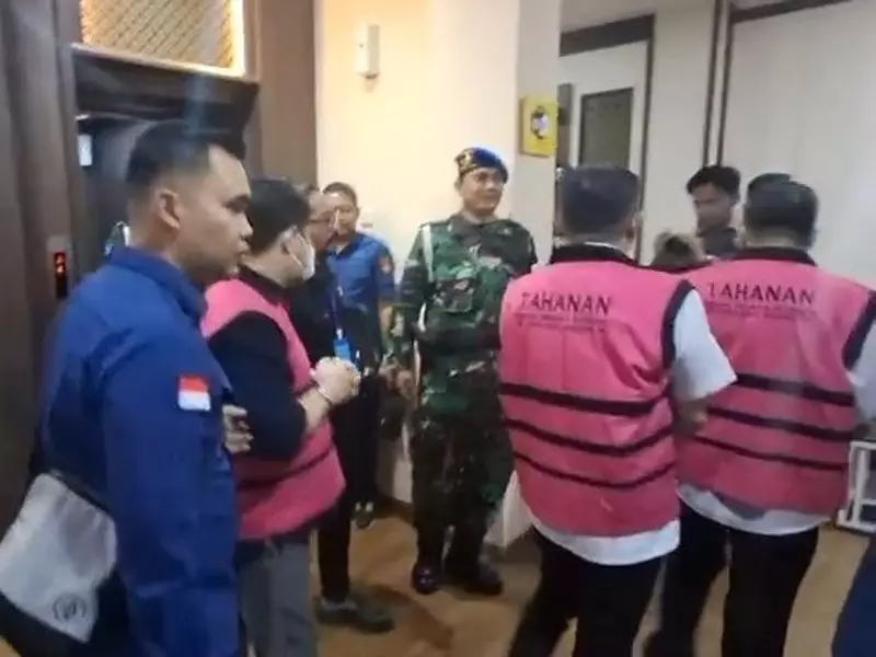 Kejagung Limpahkan Bos Tambang Aseng dkk ke Kejari Jakpus