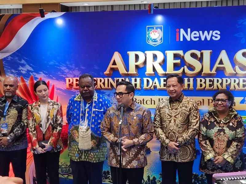 Kemendagri Beri Penghargaan ke Pemda Papua Berprestasi, Ini Daftarnya