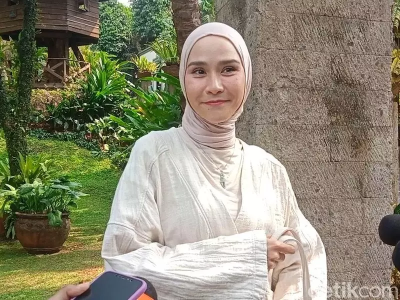 Kondisi Terkini Ibunda Zaskia Adya Mecca Usai Kena Stroke