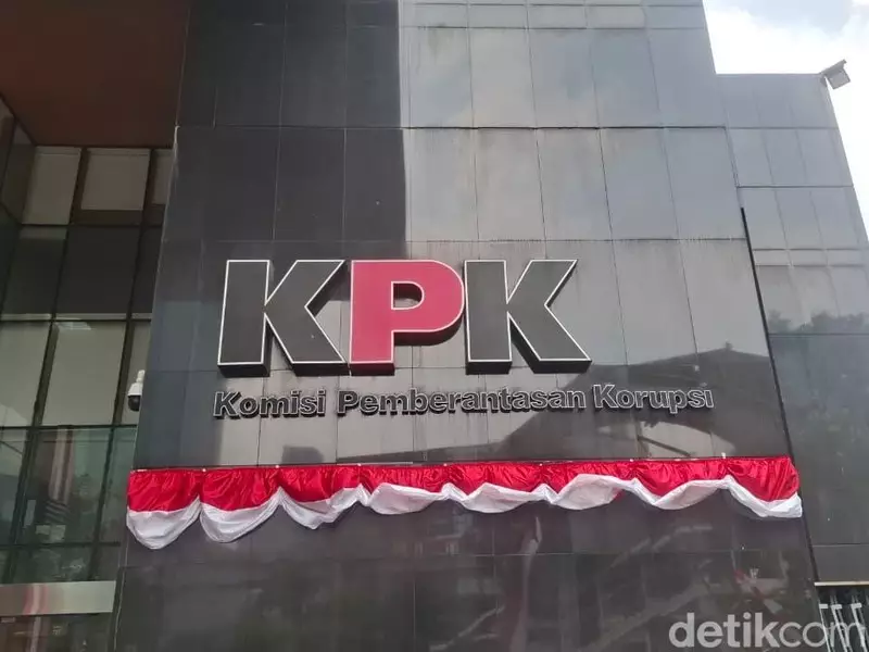 KPK Temukan Bukti Dugaan Aliran Dana Suap Saat Geledah Rumah Dirjen ATR/BPN