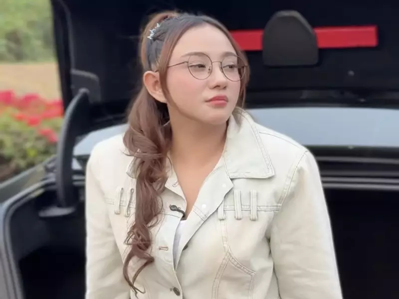 Meisita Lomania Unboxing Mobil Hasil Ditipu Eks Pacar: Tebus Rp 1,1 Miliar