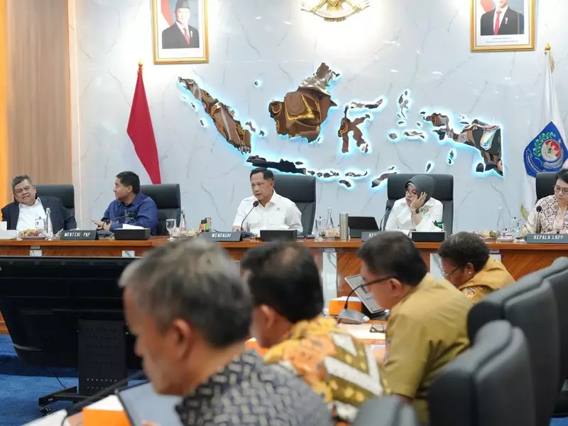 Mendagri Bahas Rencana Pembangunan 2.200 Rumah di Papua Pegunungan