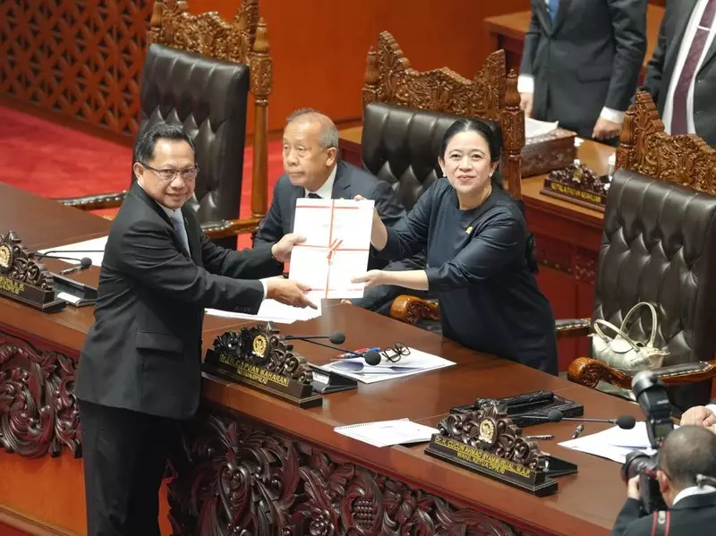 Mendagri Sebut Pengesahan 15 UU Kabupaten/Kota Perkuat Kepastian Hukum