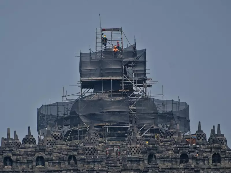 Merawat Warisan Leluhur, Pemugaran Mahastupa Candi Borobudur Dimulai