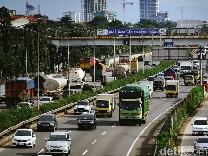 Miris! Masih Ada Ribuan Truk ODOL Beredar di Jalan Tol Tiap Hari