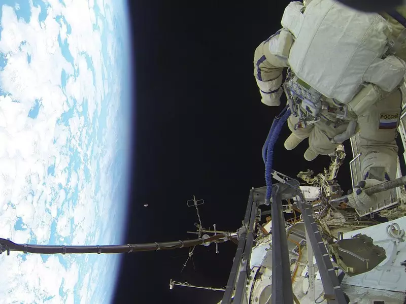 Misteri Senjata Luar Angkasa AS yang Ditempatkan di Orbit Bumi