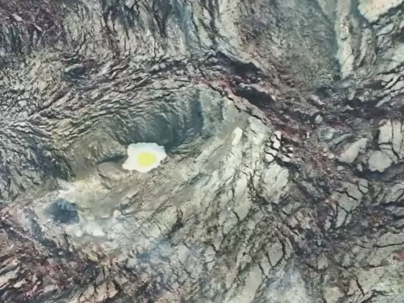 Muncul Fenomena Telor Ceplok di Gunung Anak Krakatau