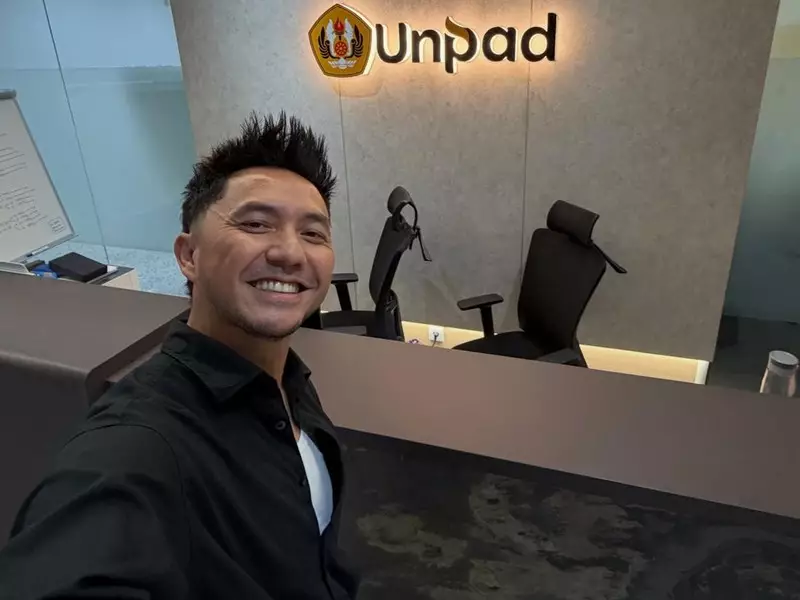 Omesh Lanjut Kuliah S2 Magister Ilmu Komunikasi di Unpad: Seru!