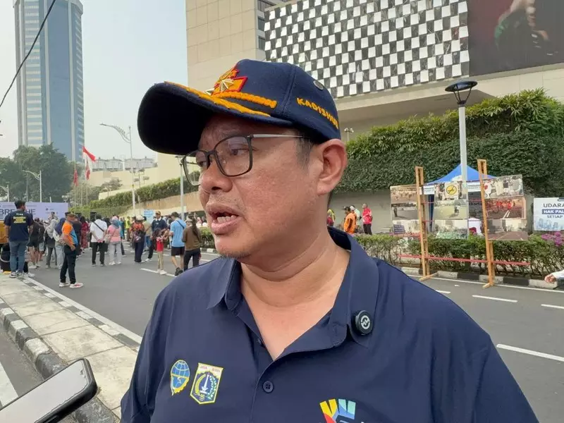 Pemprov DKI Akan Evaluasi Barier hingga Lebar Jalur Sepeda di Jakarta