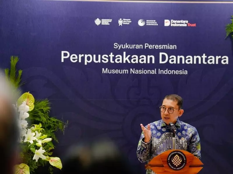 Perkuat Ruang Pembelajaran Budaya, Menbud Resmikan Perpustakaan Danantara