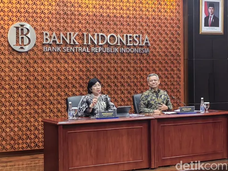 Pertemuan Suahasil dan Destry Berjalan Alot, Ini yang Dibahas