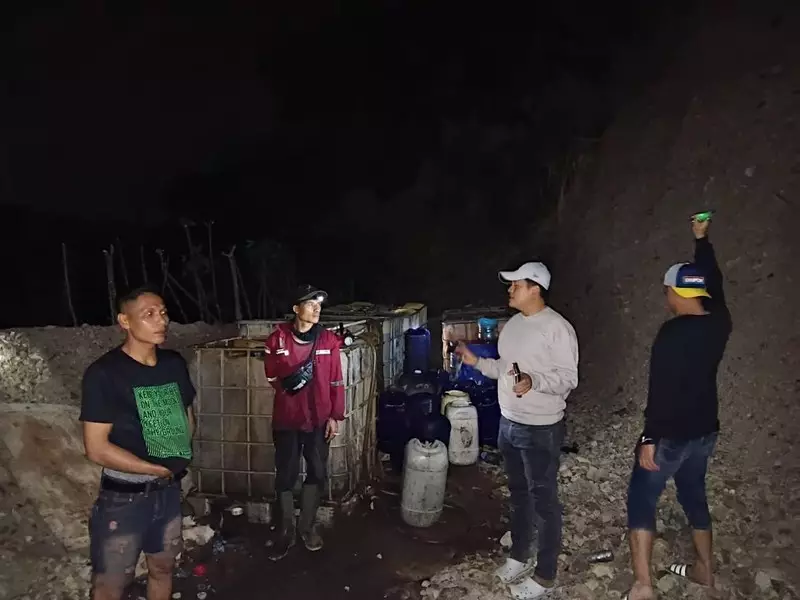 Polda Banten Bongkar Penimbunan Solar Subsidi Modus Kencingan di Serang