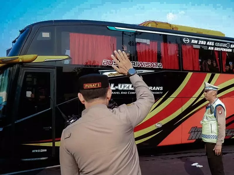 Polda Metro Puji Penyampaian Aspirasi Buruh di DPR Berlangsung Tertib