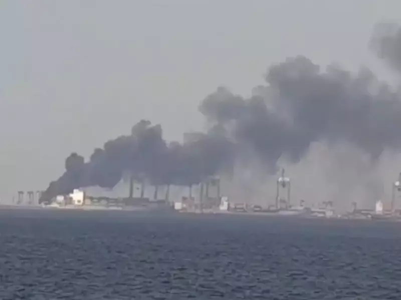 Polisi Selidiki Penyebab Puluhan Tank Kontainer Terbakar di Terminal NPCT1 Priok