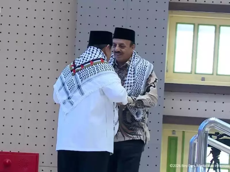 Prabowo Gaungkan Free Palestine di Momen 100 Tahun Ponpes Gontor