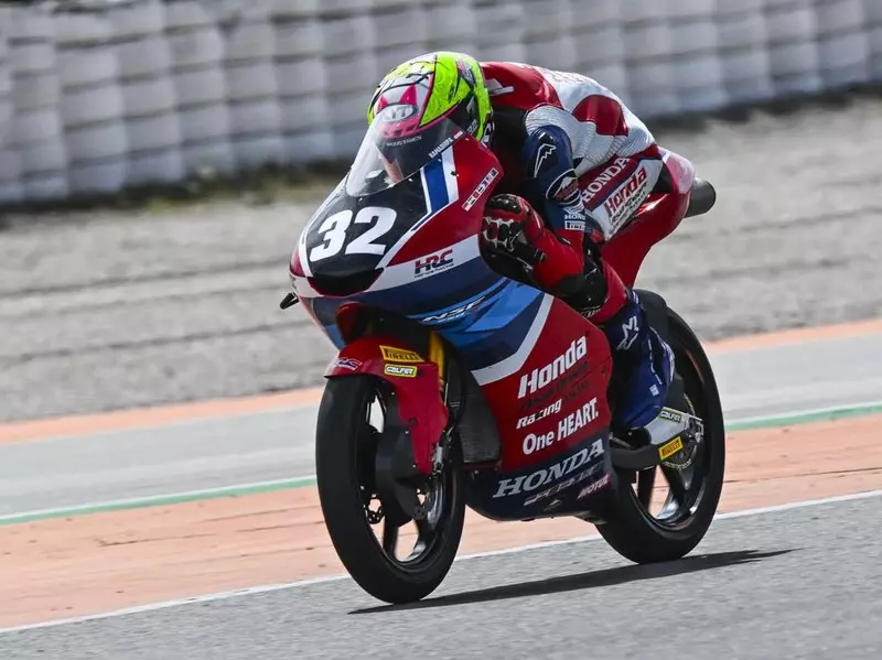 Race 1 Moto3 Junior Aragon: Ramadhipa Finis Kedua!