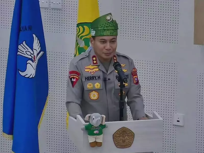 Resmikan Pusat Studi di UNRI, Kapolda Riau Perkuat Penanganan Karhutla & Restorasi