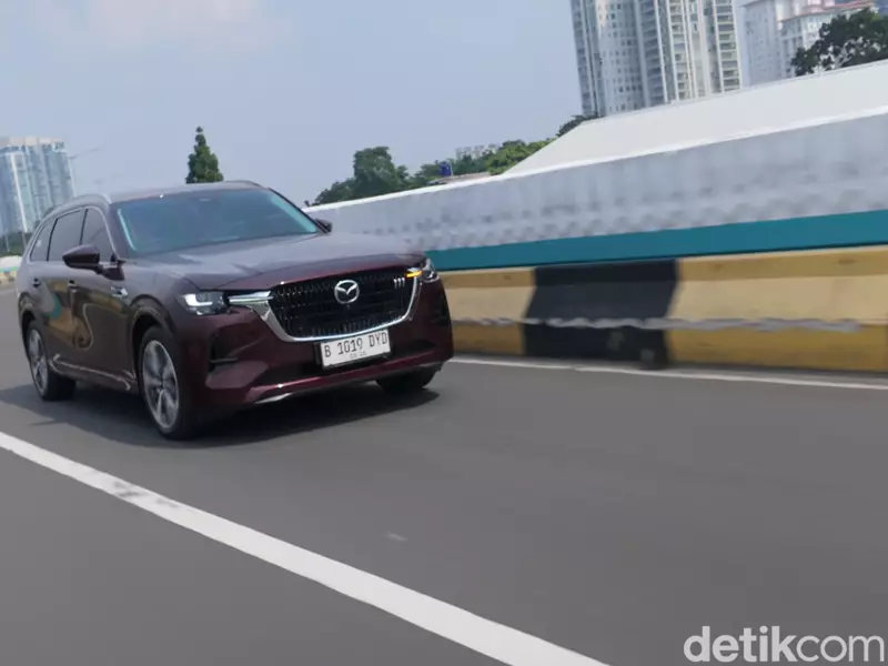 Review Mazda CX-80: Seni Membuat PHEV Tetap Menyenangkan