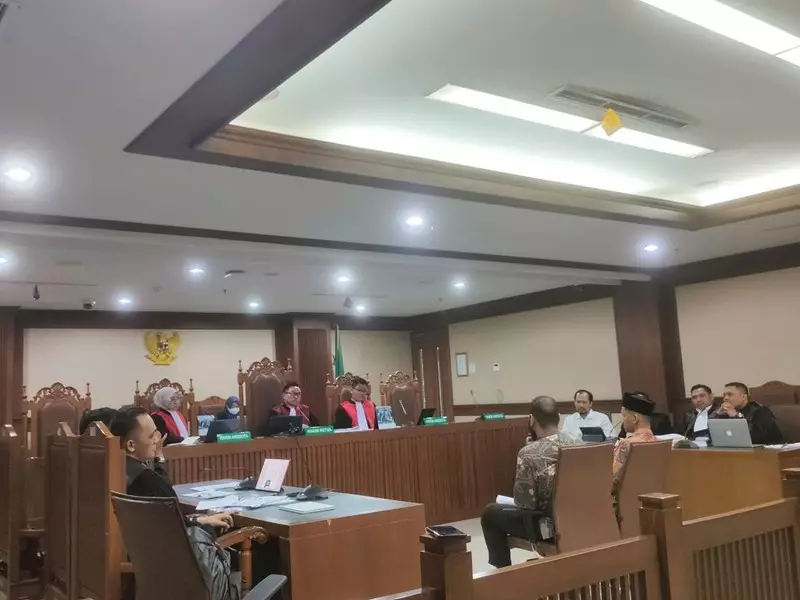 Saksi Akui Pindahkan Alphard dari Rumah Mafia Perkara Zarof: Saya Sempat Takut
