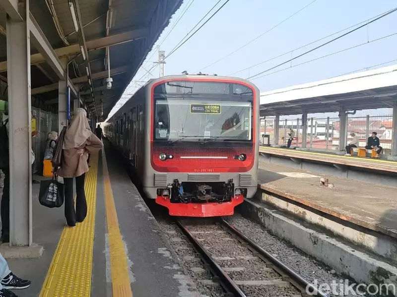 Satu KRL INKA Selesai Perawatan, Jadwal Commuter Line Bogor Bertambah