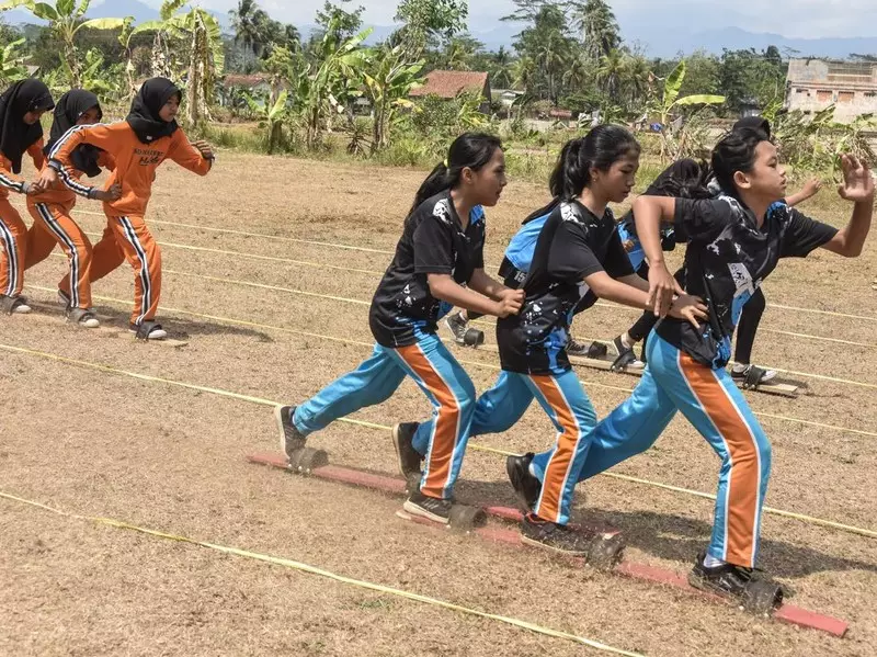 Serunya 549 Siswa di Ciamis Adu Ketangkasan Lomba Olahraga Tradisional
