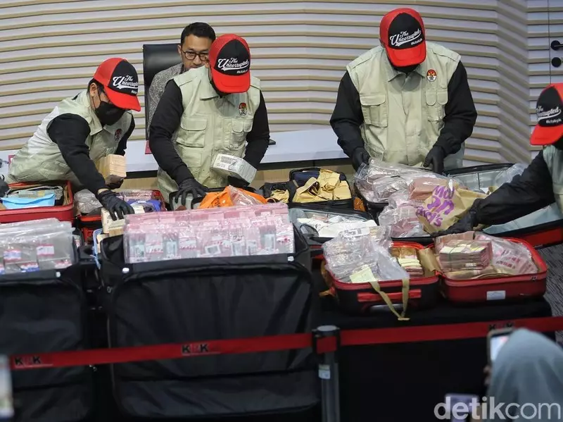 Sitaan Rp 106 M di Kasus Suap HGB Terbesar Sepanjang Sejarah OTT KPK