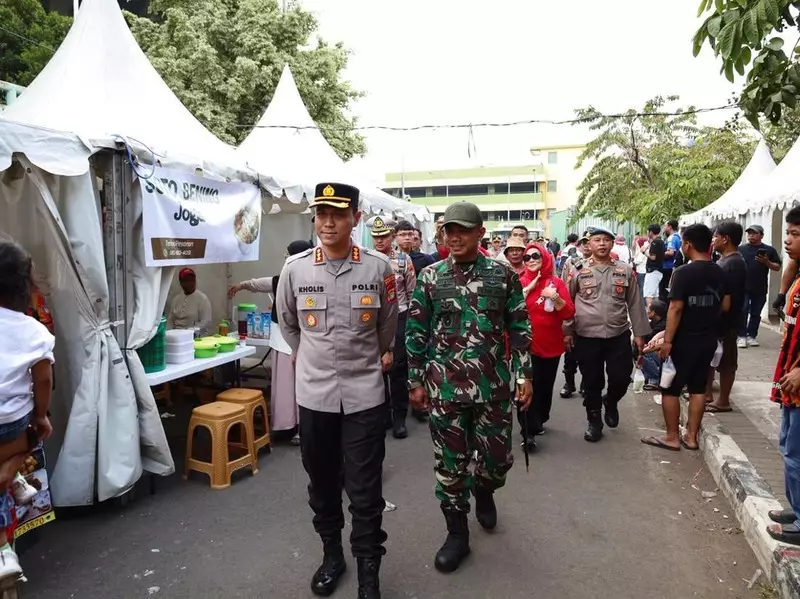 Stan Kuliner Ramaikan Semen Padang Vs PSIS di Bekasi, Polisi Kawal Pengamanan