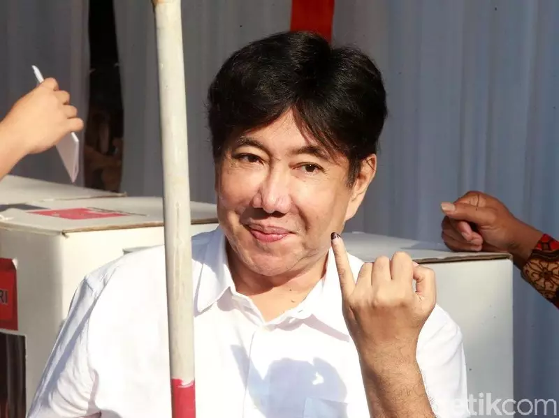Sumbangsih Tak Lekang Waktu dari Guruh Soekarnoputra Untuk Dunia Hiburan