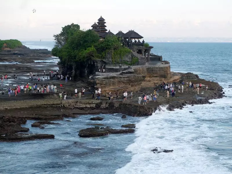 Tanah Lot Bali Antisipasi Lonjakan Wisatawan Saat Libur Akhir Tahun