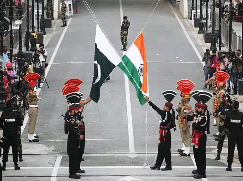 Tegang! Kapal Angkatan Laut India-Pakistan Tabrakan di Laut Arab