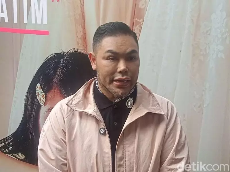 Teman-teman, Ivan Gunawan Berpesan Jangan Lupakan Ibu Walau Sudah Hebat